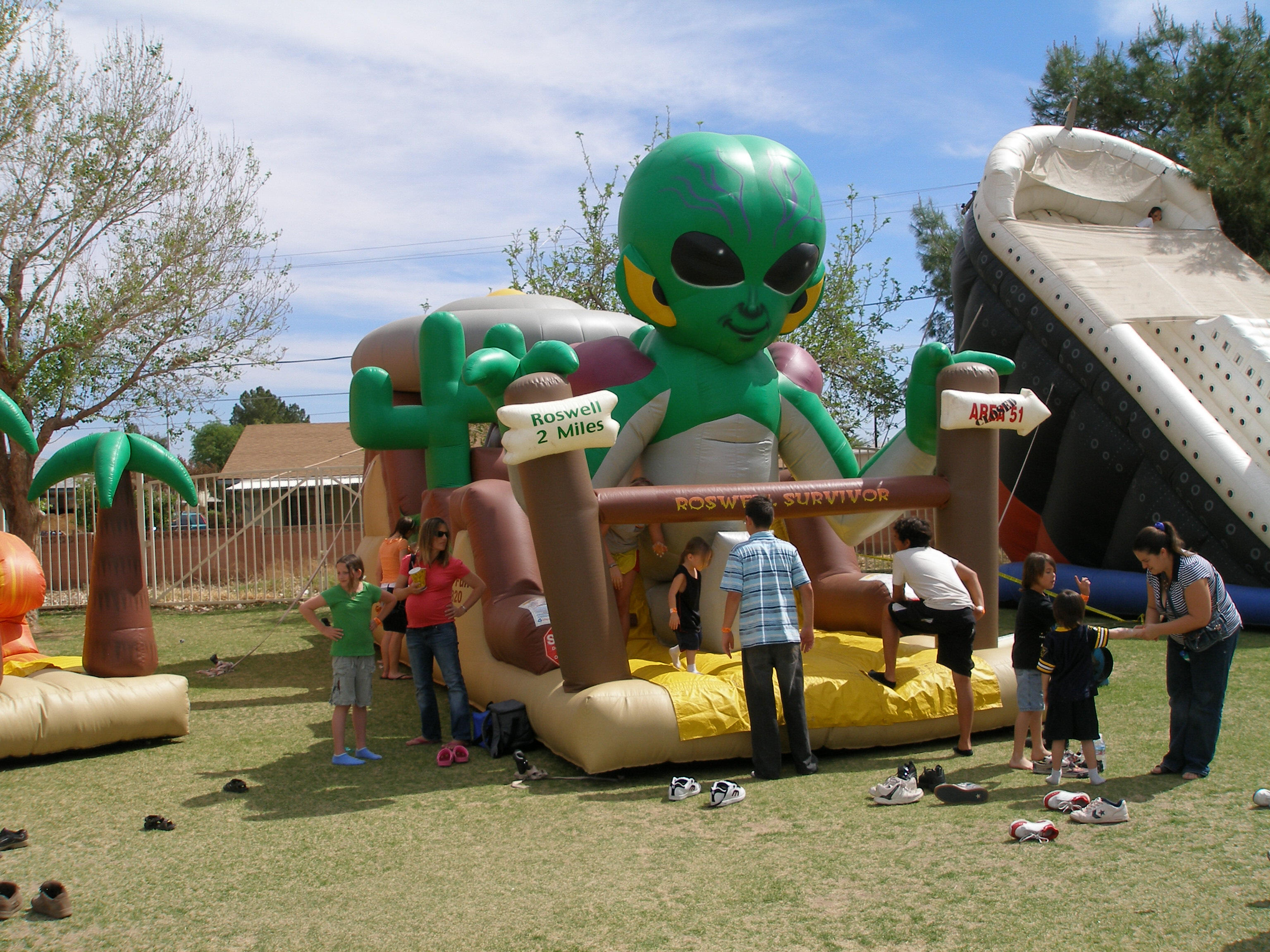 roswell2.jpg